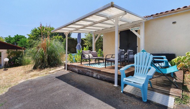 Holiday Home 'Au Relax N°10' with Shared Pool and Terrace