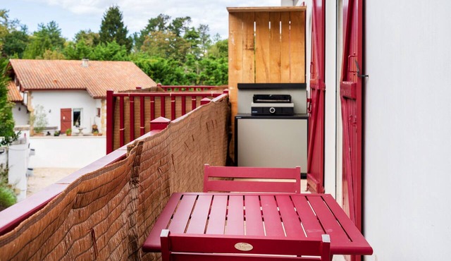 Holiday Apartment "Escapade Au Pays Basque 2 to 4 Guests" with Balcony, Shared Garden & Wi-Fi