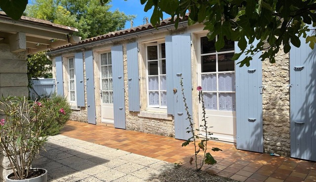 Holiday Home 'Lisière De Forêt De Domino' with Private Terrace and Private Garden