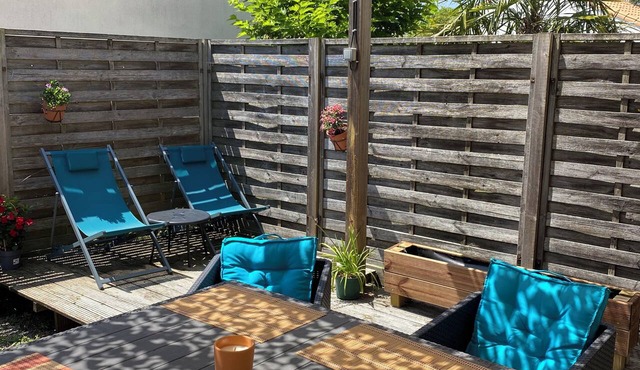 Joalland's Cozy Retreat, 50 meters from the sea