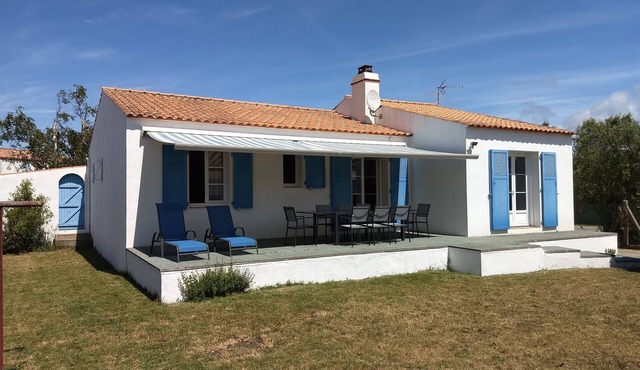 L'Epine (Noirmoutier) 4 rooms, sleeps 10, quiet location between town and sea