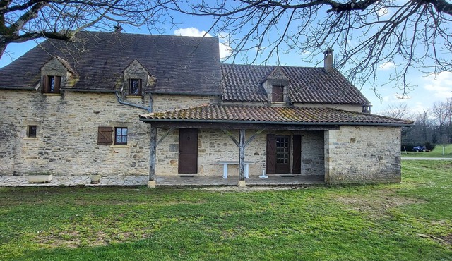 LA BASTIDE. Beautiful typical Périgord noir house