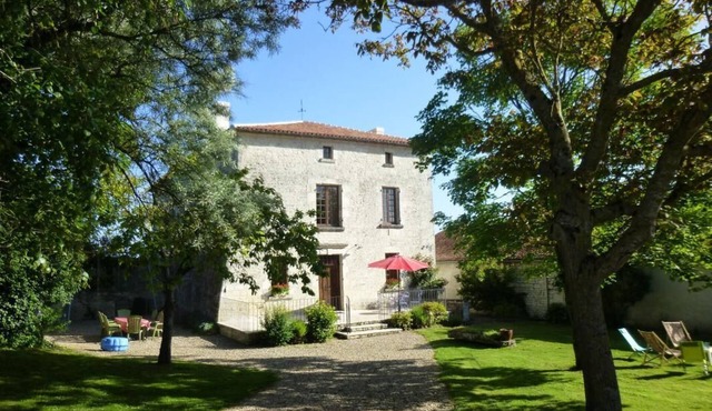 La Maison Forte - Mirebeau
