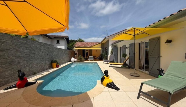 La Villa Ametza - Swimming pool