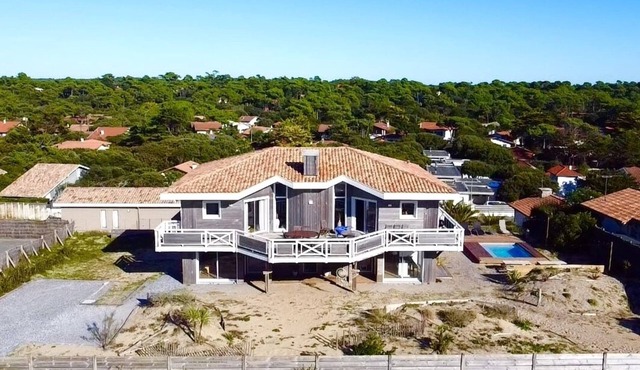 "La Villa Tchanquée " Dominant view of the Ocean & Pines