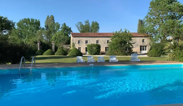 Large gîte (25 people) with heated swimming pool.