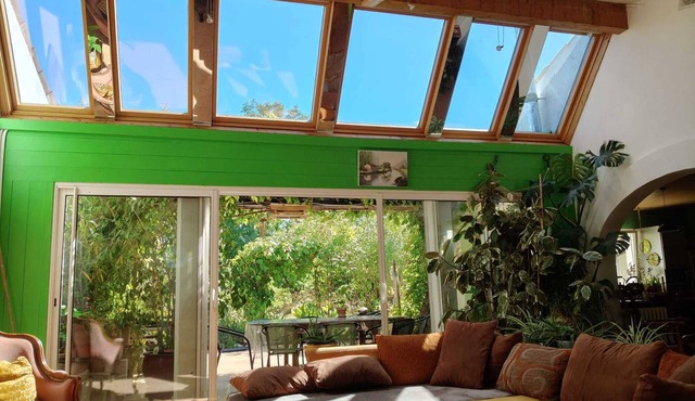 Large, single-story, air-conditioned house with 5 bedrooms near the Marais Poitevin