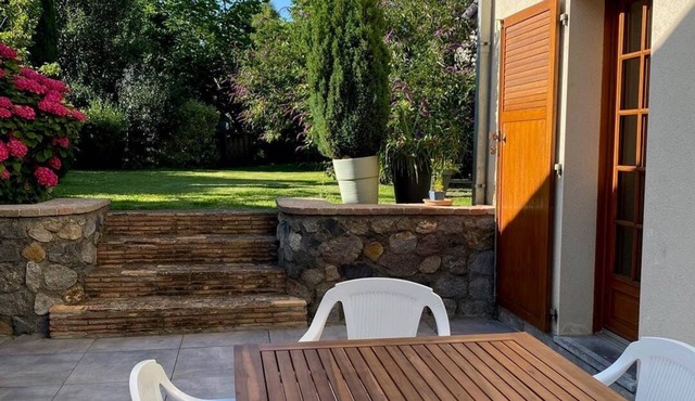 LES FLOCONS D'AURE LARGE MOUNTAIN HOUSE WITH ENCLOSED GARDEN
