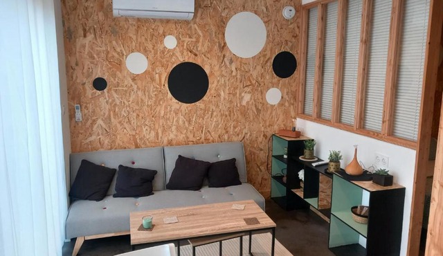 Location Studio indépendant avec terrasse ,les vignes d'élian