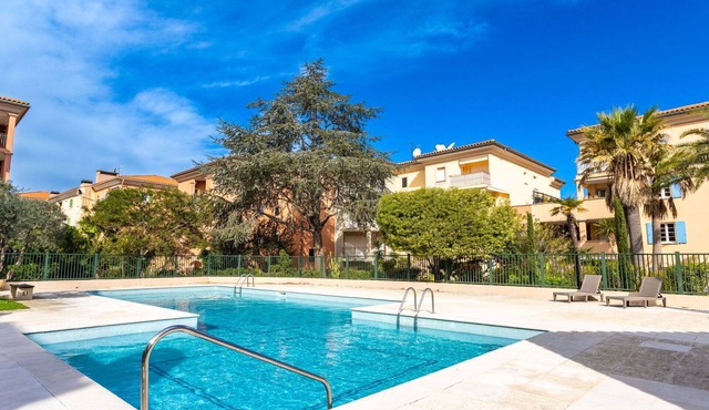 Lovely apartment for 4 people with pool, WIFI, A/C, TV and balcony