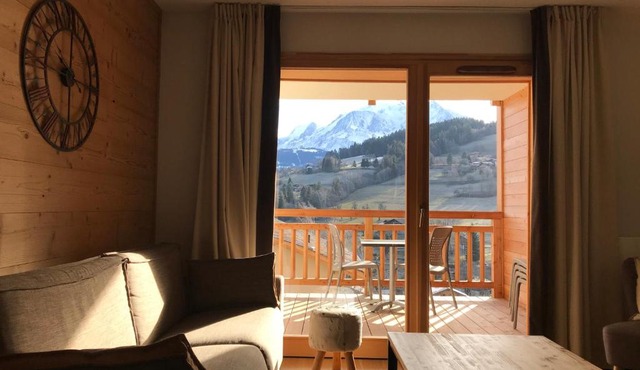 Luxury 2 Bedroom Apartment with view of Mont Blanc