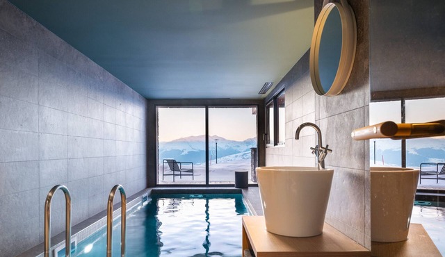 Luxury chalet in Les Arcs 1800 with indoor pool and home cinema