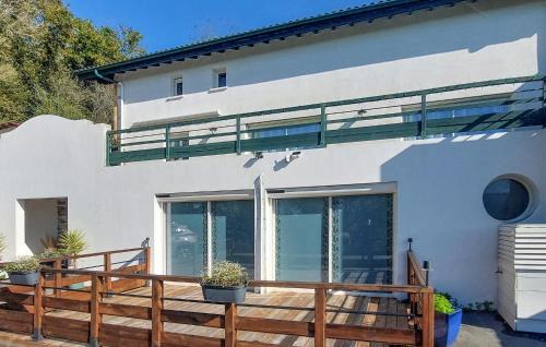 Maison Avec Piscine Interieure