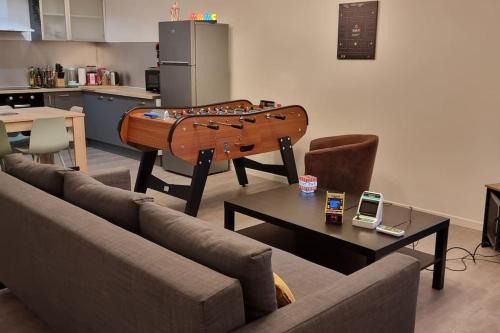 Maison climatisée " Pac-Man" entre collègues, amis, famille - barbecue - Netflix - Prime - Baby foot 50cts - jusqu'à 9 personnes -