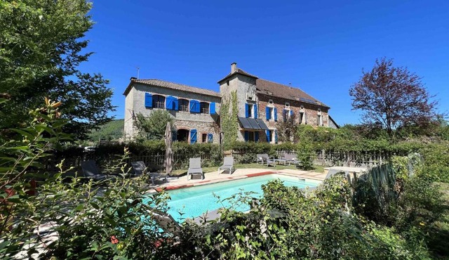 Maison de charme 3 étoiles avec piscine
