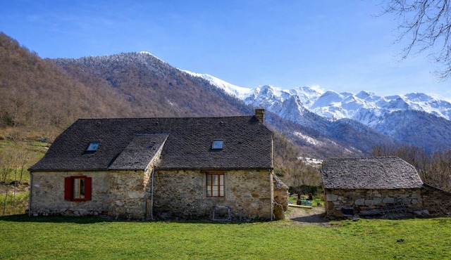 Maison de Pierre, Sauna and Pyrenees View