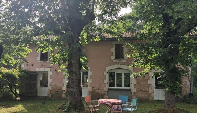 Maison en pleine forêt landaise