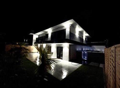 Maison Jacuzzi
