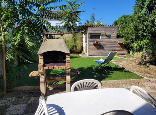 Maison jardin 4 chambres Parking Gratuit