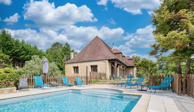 Maison Le Cayre: Air-Conditioned Family Home with Pool and Panoramic View in Sarlat
