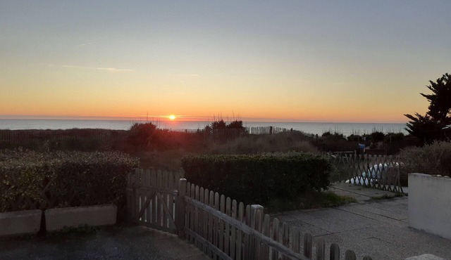 Maisonette with terrace 20 metres from the beach