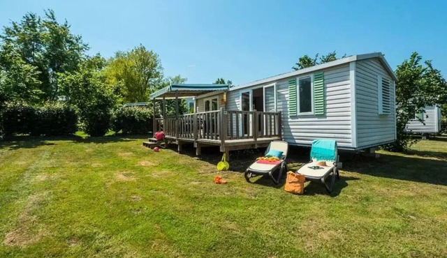 Mobile Home | Comfort | 2 Bedrooms | 4 Guests | Raised Deck | A/C | TV