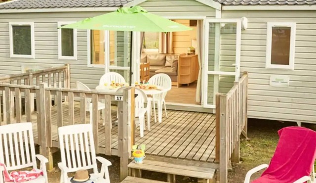 Mobile Home | Classic | 3 Bedrooms | 6–8 people | Raised, uncovered patio