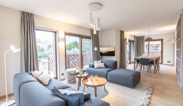 Modern apartment in Courchevel Le Praz center with Wifi and parking