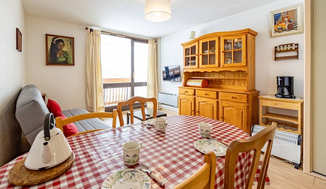 Modern 26m² studio for 4, ski-in/ski-out location