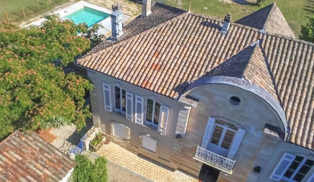 Nice home in Saint-Christoly-de-Bla