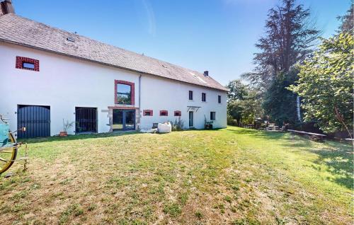 Nice Home In Bourg Lastic