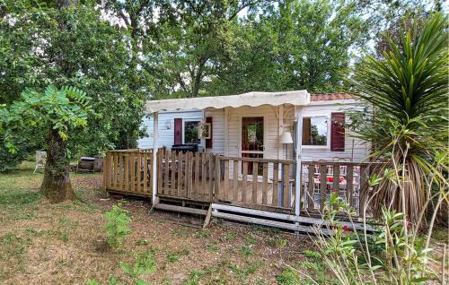 Pet Friendly Stacaravan In Saint-Paul-Lès-Dax