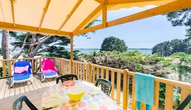 Premium Mobile Home with Ocean View, 3 Rooms, Sleeps 4 + TV