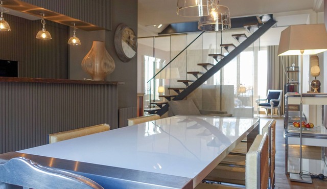 REDONE PENTHOUSE & PRIVATE ROOFTOP IN LE MARAIS NEAR CENTRE POMPIDOU WITH A.C.