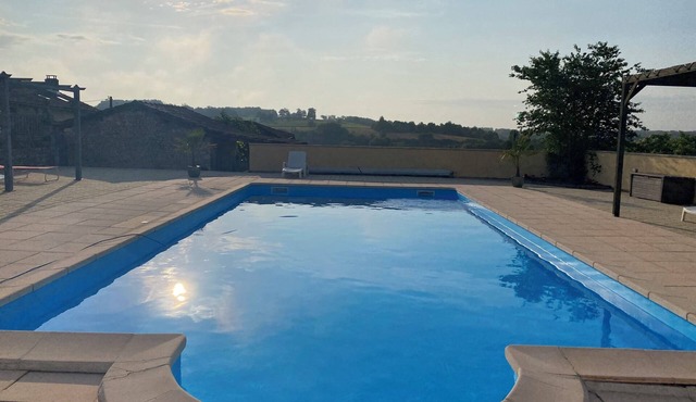 Relaxation and Well-being break near Bordeaux | Yoga & Swimming pool