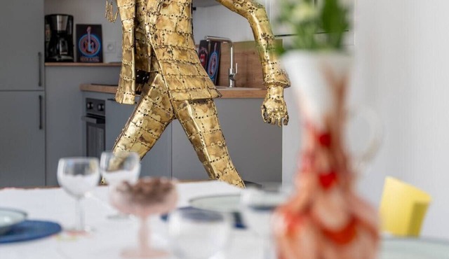 Relive the Disco Era! Spacious Two-Bedroom Apartme