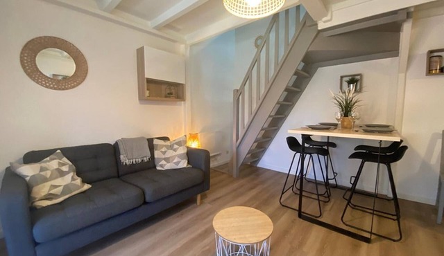 Renovated villa near the beach - 4 guests