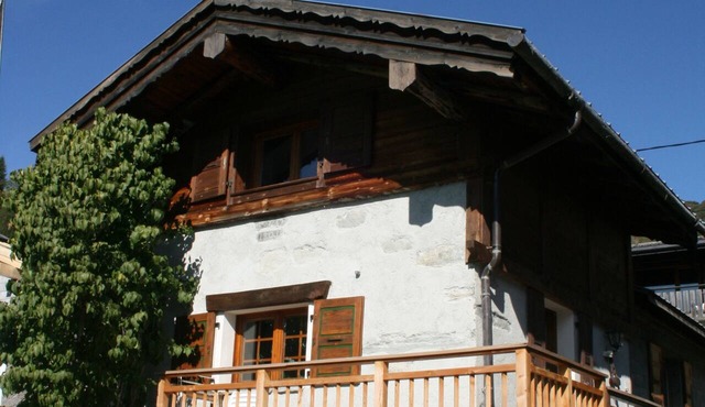 Rental Chalet 4 pers- CHAMONIX (3 Adults + 1 child measuring no more than 1m50