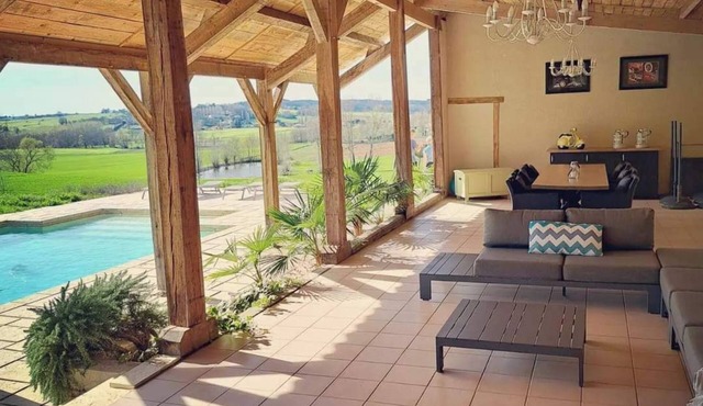 Romantic studio with private terrace and direct pool access