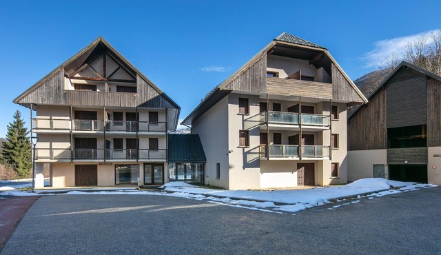 Spacious Group Accommodation in the valley