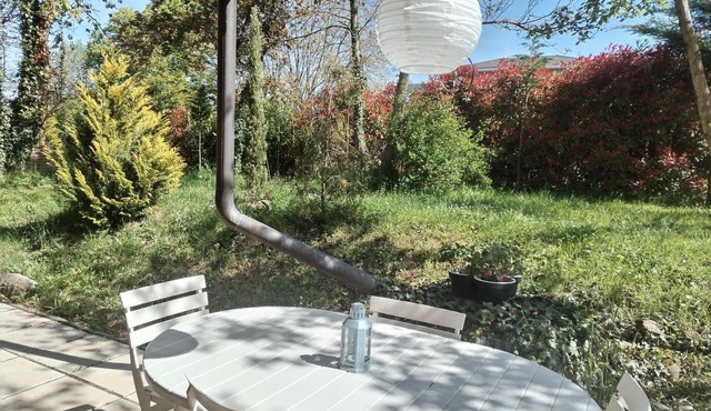 Spacious, cosy apartment with terrace and garden view 3 minutes from the lake