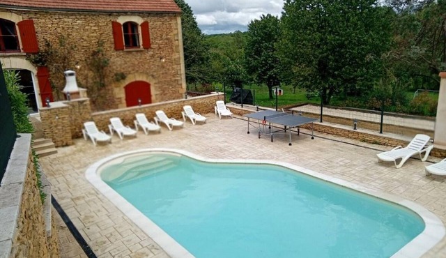 Stone house with air conditioning and private pool in Dordogne