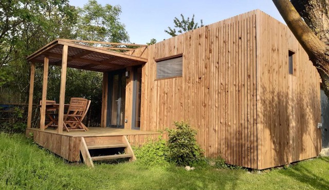 Studio en bois à 20mn du Puy du Fou avec grand jardin