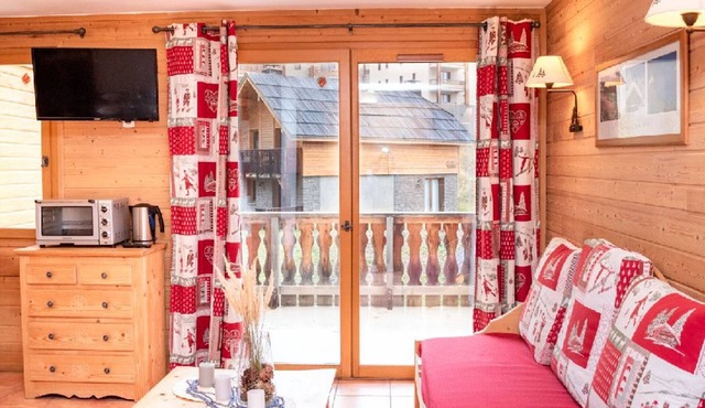 Studio with balcony and parking in Pra Loup, 4 people