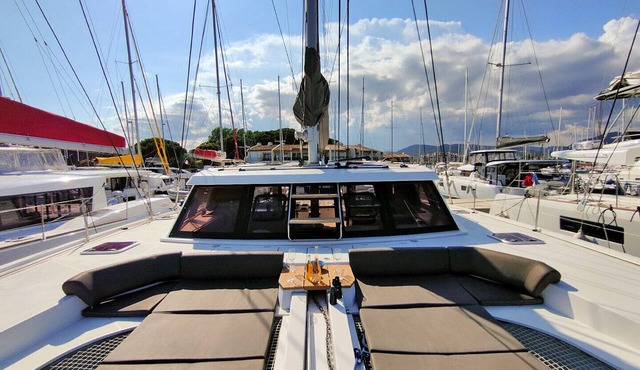 Sun-Kissed Sailing Adventure in Provence-Alpes-Côte d'Azur