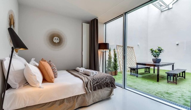 Sweett | Brune III - Three Bedroom Apartment, Sleeps 8