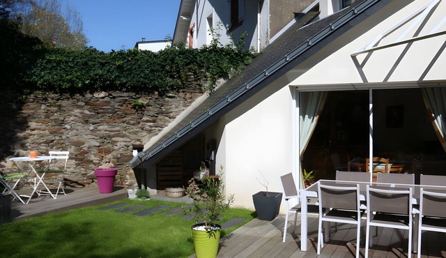 Two-Bedroom Suite with Private Bathroom – 2 Bedroom Suite