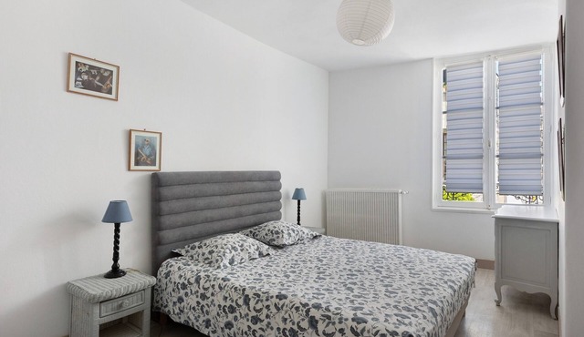Unique Character House in Beaugency with Wi-Fi