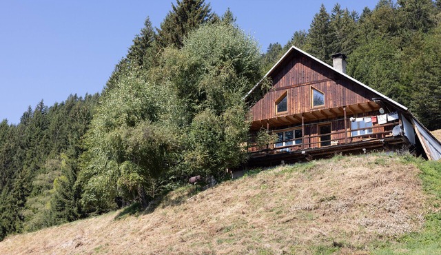Vacation Home “Chalet d'Alpage Authentique” with Wi-Fi