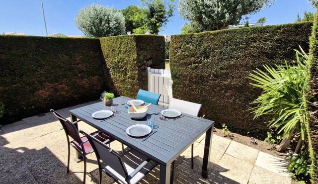 Vaux-sur-Mer – COZY VILLA with a shared pool in the PONTAILLAC neighborhood